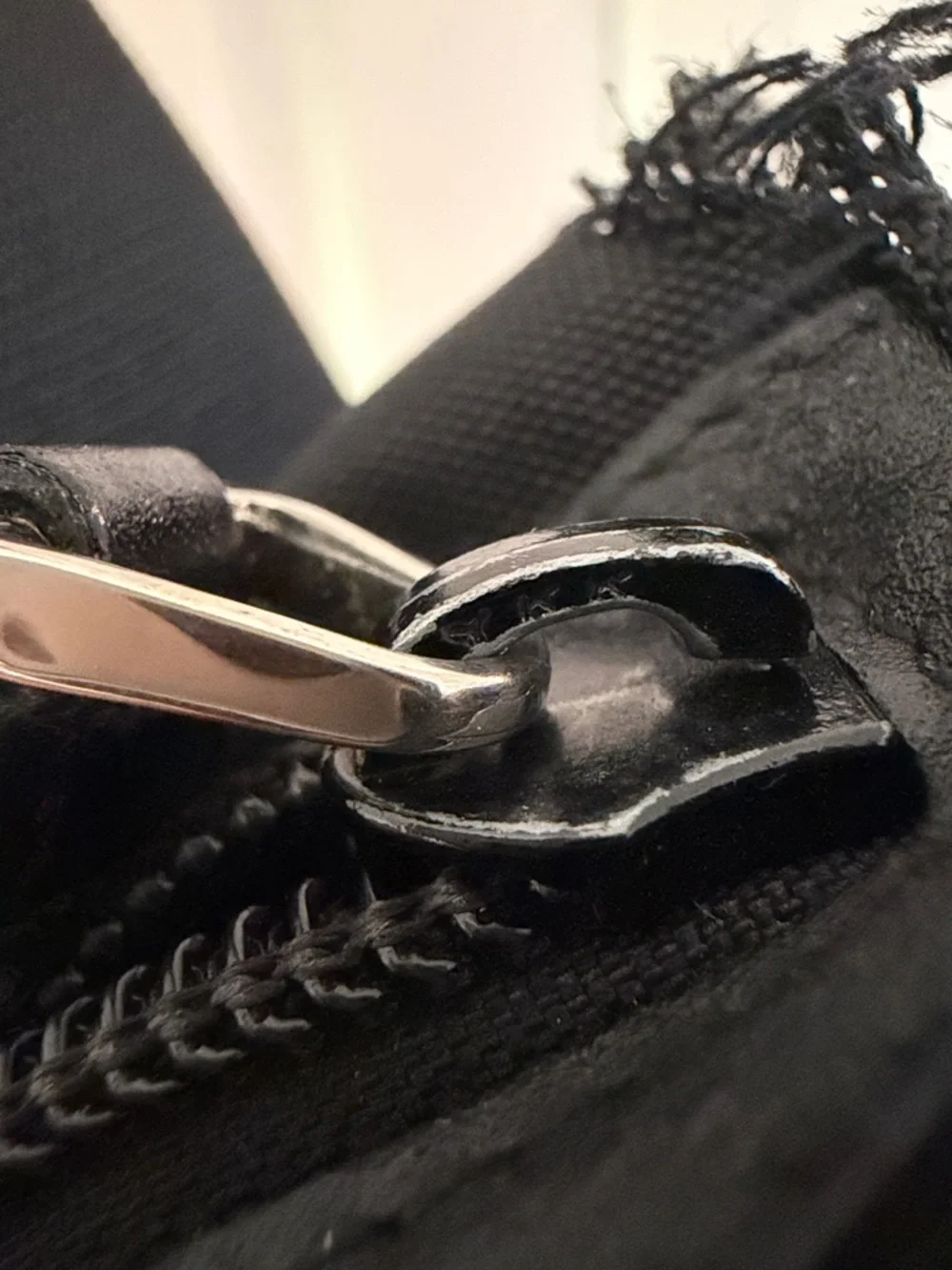 Authentic Gucci Nylon/Leather Messenger Shoulder Bag•Black•DAMAGED•See photos